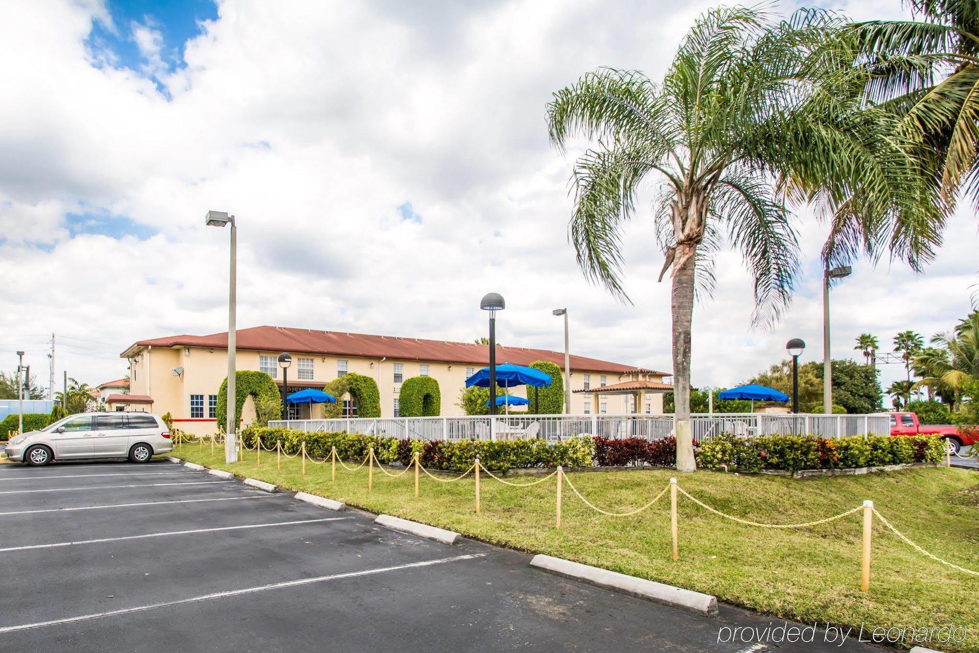 Belmont Inn & Suites Florida City Exterior photo