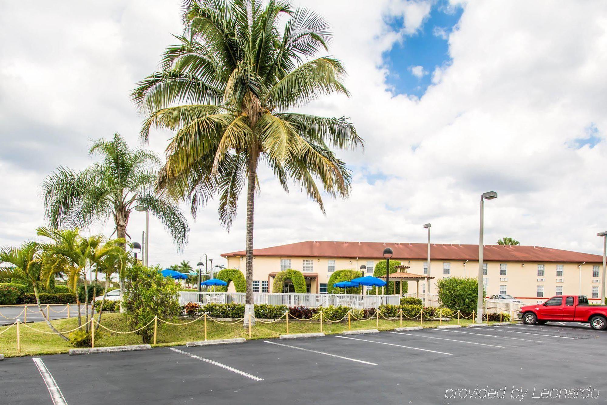 Belmont Inn & Suites Florida City Exterior photo